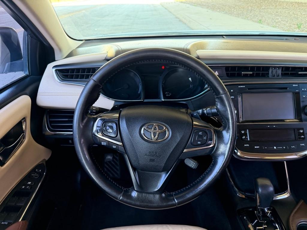 Toyota Avalon XLE 2016