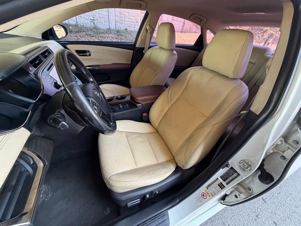 Toyota Avalon XLE 2016