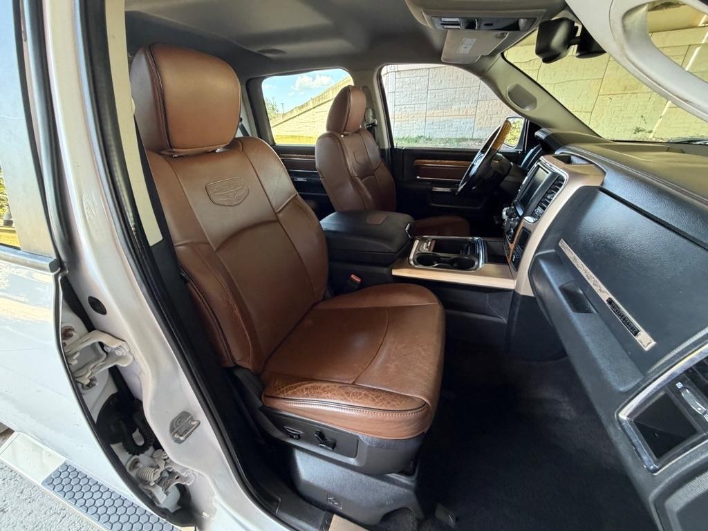 RAM 1500 Longhorn Crew Cab SWB 2WD 2016