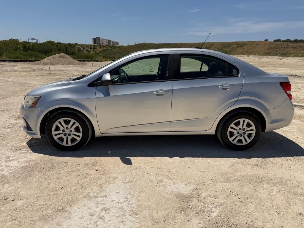 Chevrolet Sonic LS Auto Sedan 2017
