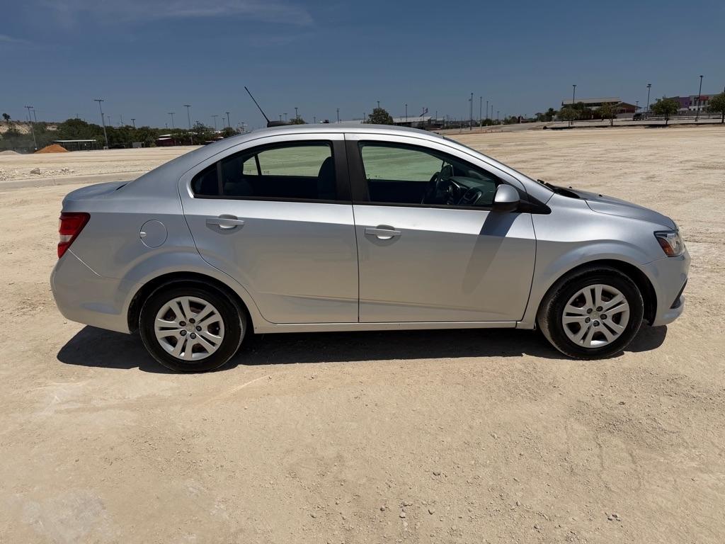 Chevrolet Sonic LS Auto Sedan 2017