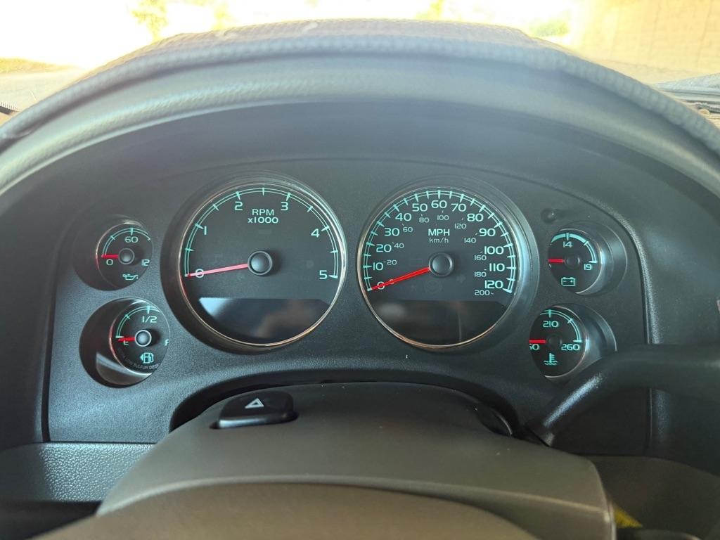 Chevrolet Silverado 2500HD LTZ Crew Cab 4WD 2012