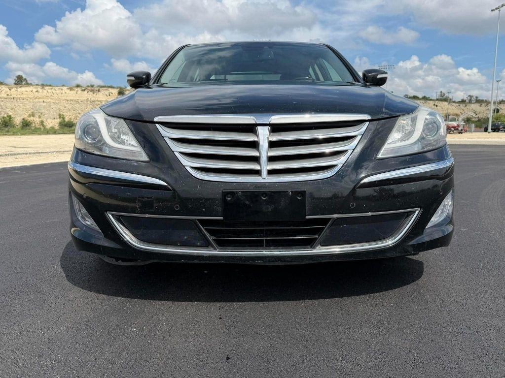 Hyundai Genesis 5.0L R-Spec 2014