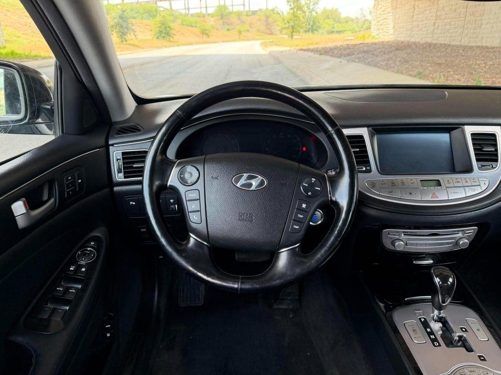 Hyundai Genesis 5.0L R-Spec 2014