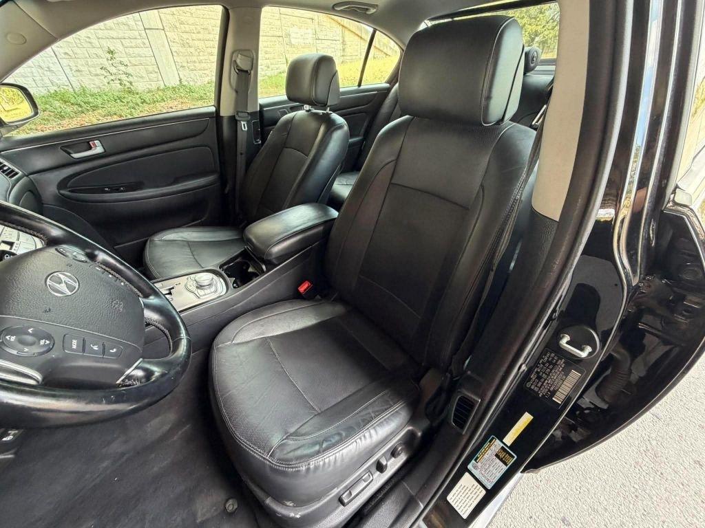 Hyundai Genesis 5.0L R-Spec 2014
