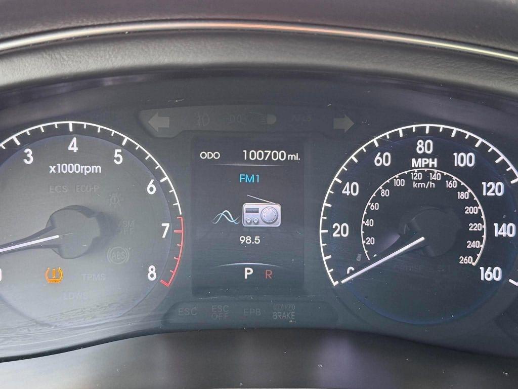 Hyundai Genesis 5.0L R-Spec 2014