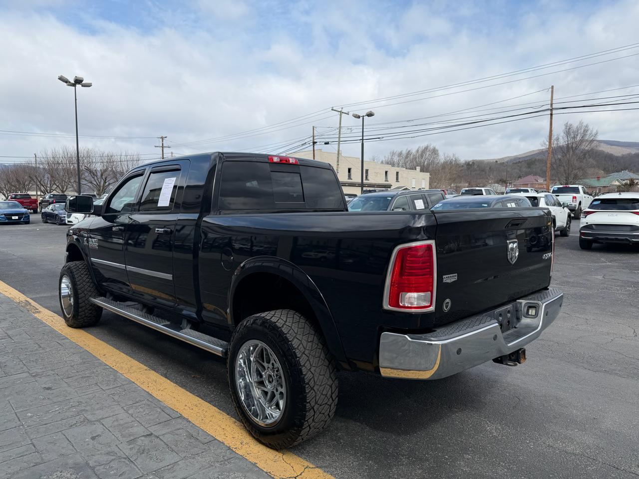 RAM 2500 Laramie Mega Cab 4WD 2014