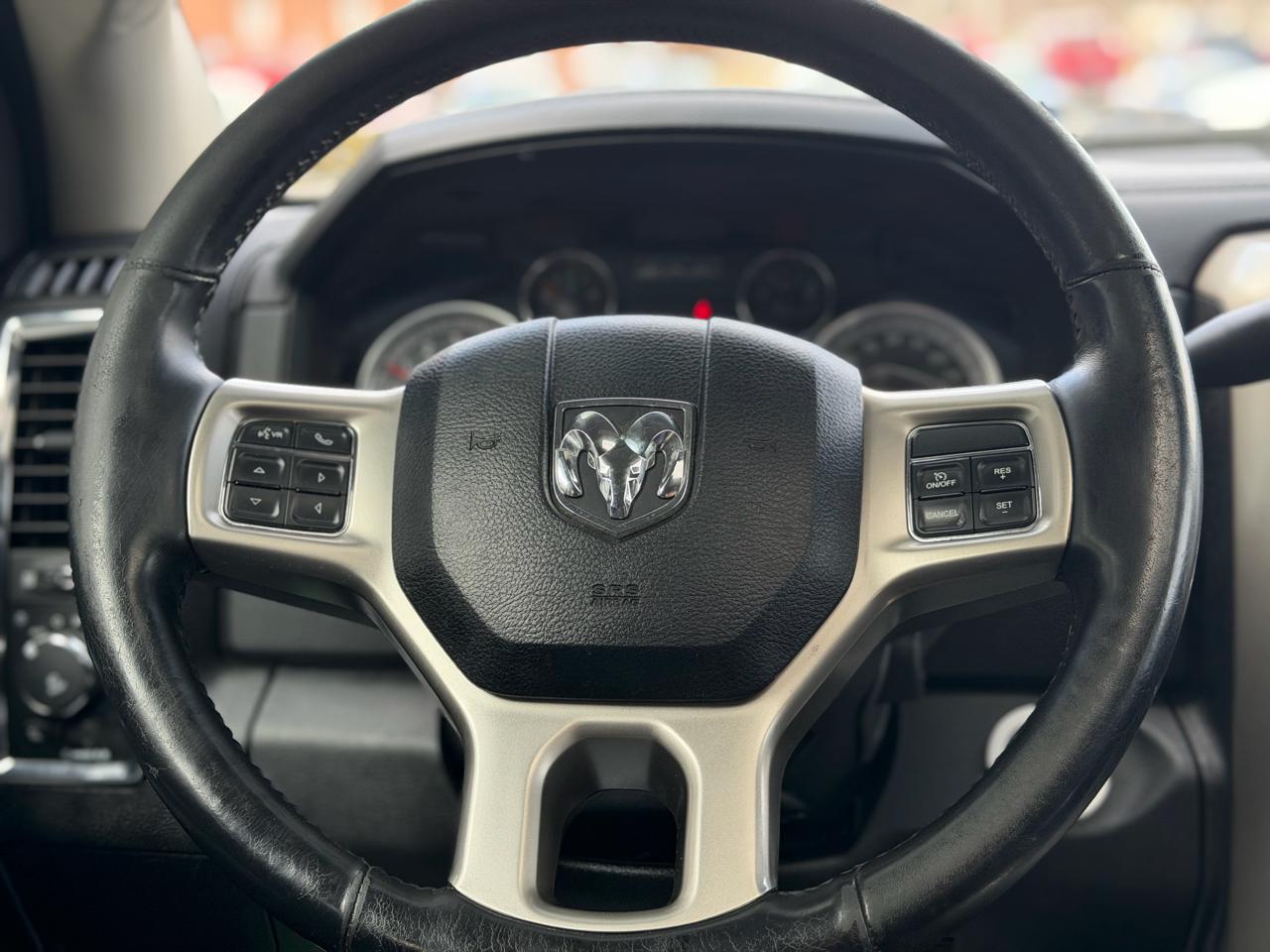 RAM 2500 Laramie Mega Cab 4WD 2014