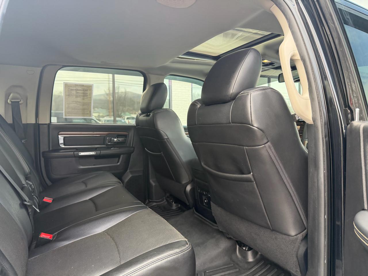 RAM 2500 Laramie Mega Cab 4WD 2014