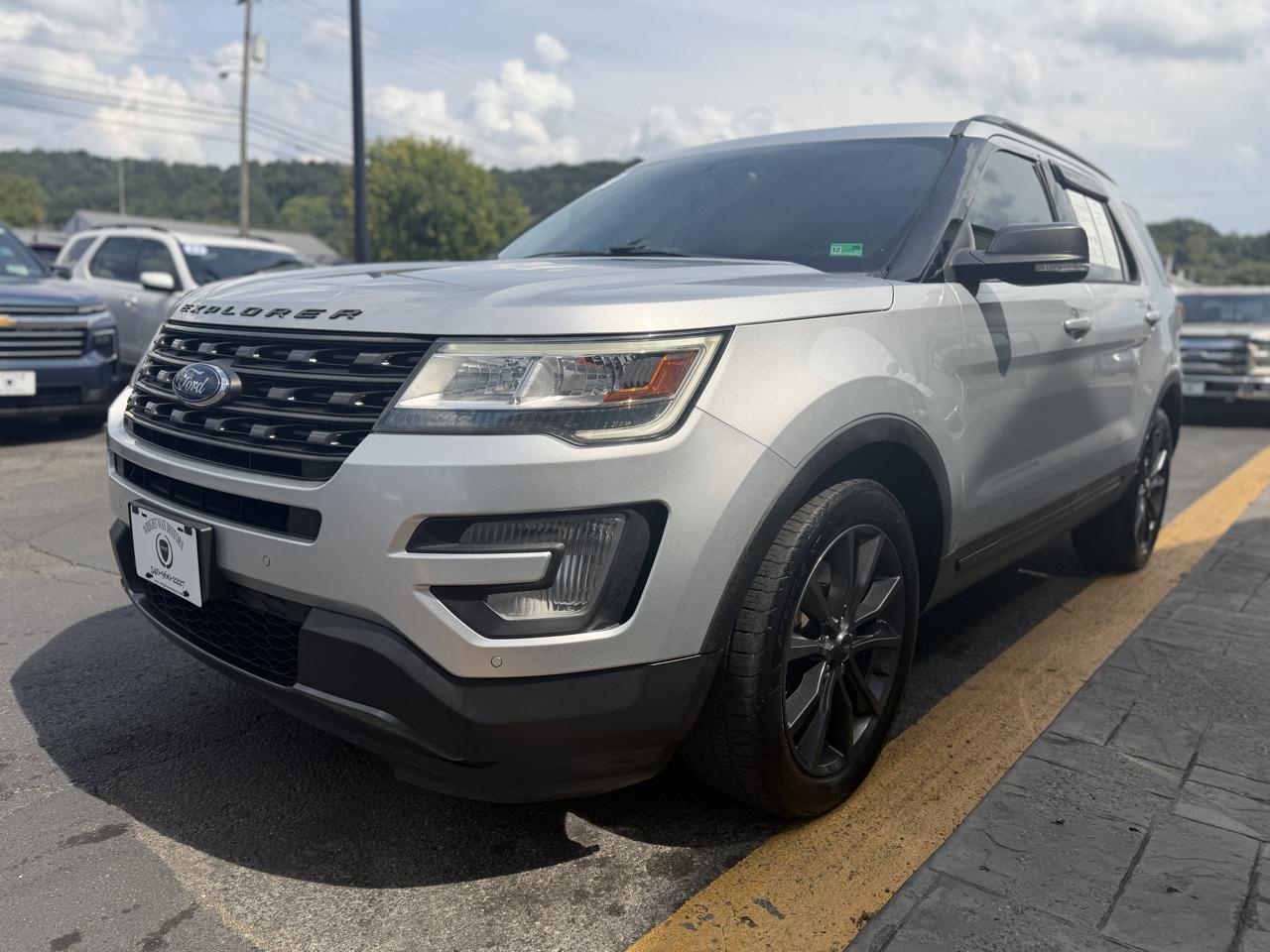 Ford Explorer XLT 4WD 2017