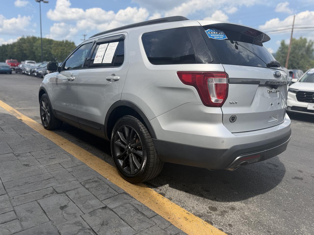 Ford Explorer XLT 4WD 2017