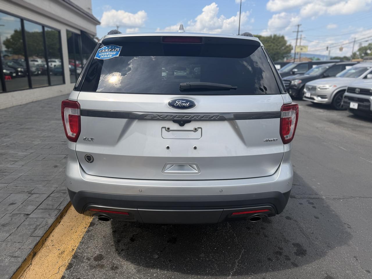 Ford Explorer XLT 4WD 2017