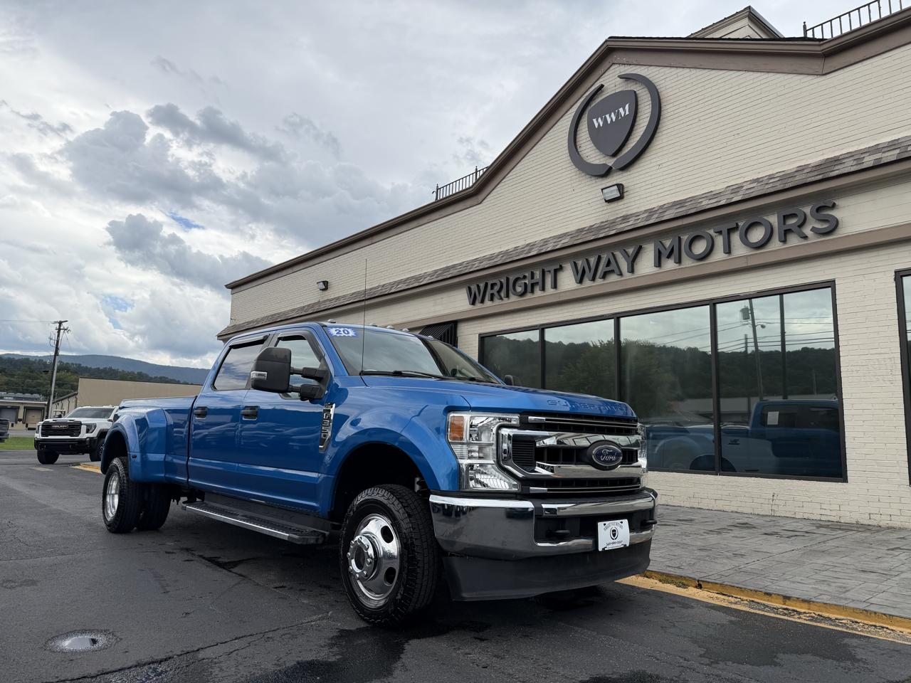 Ford F-350 SD FX4 Crew Cab Long Bed DRW 4WD 2020