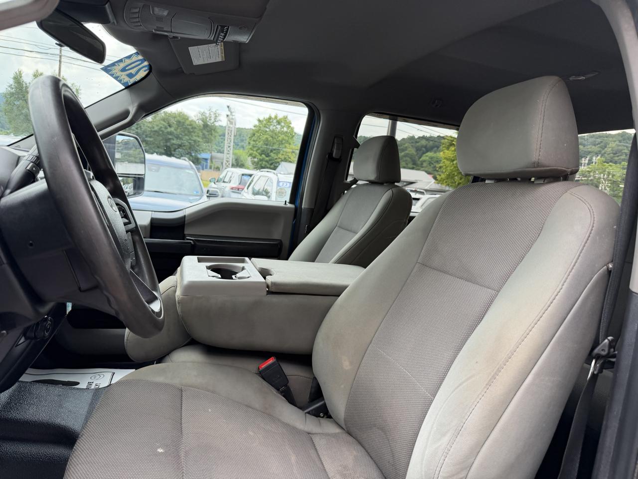 Ford F-350 SD FX4 Crew Cab Long Bed DRW 4WD 2020