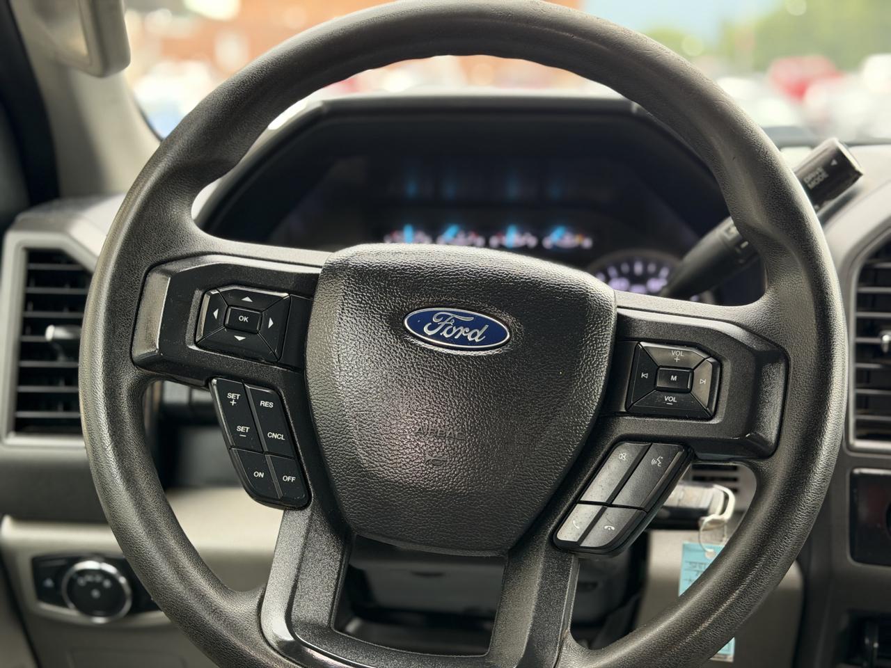 Ford F-350 SD FX4 Crew Cab Long Bed DRW 4WD 2020