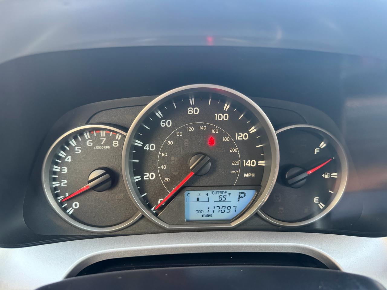 Toyota RAV4 LE AWD 2016