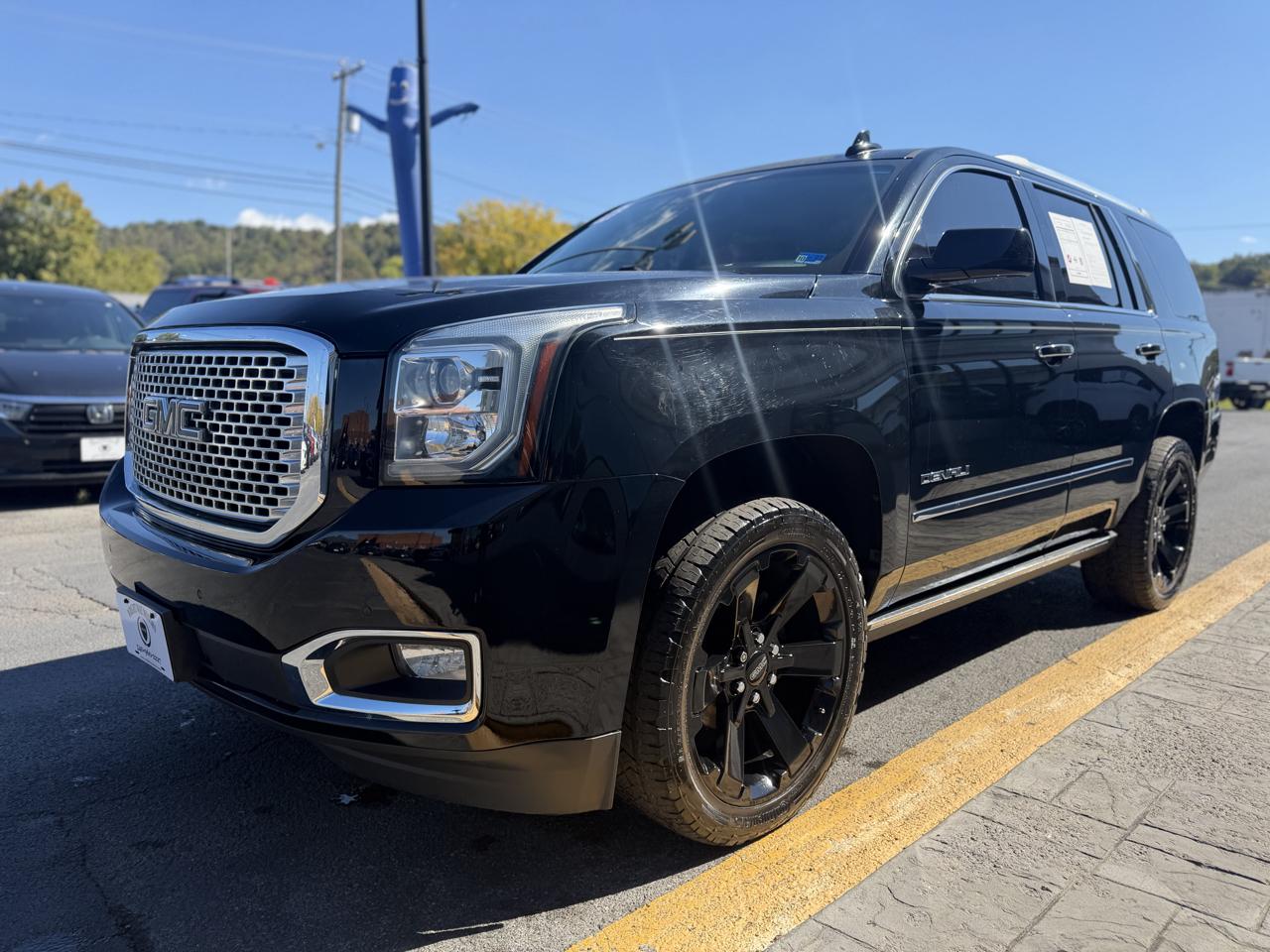 GMC Yukon Denali 4WD 2016