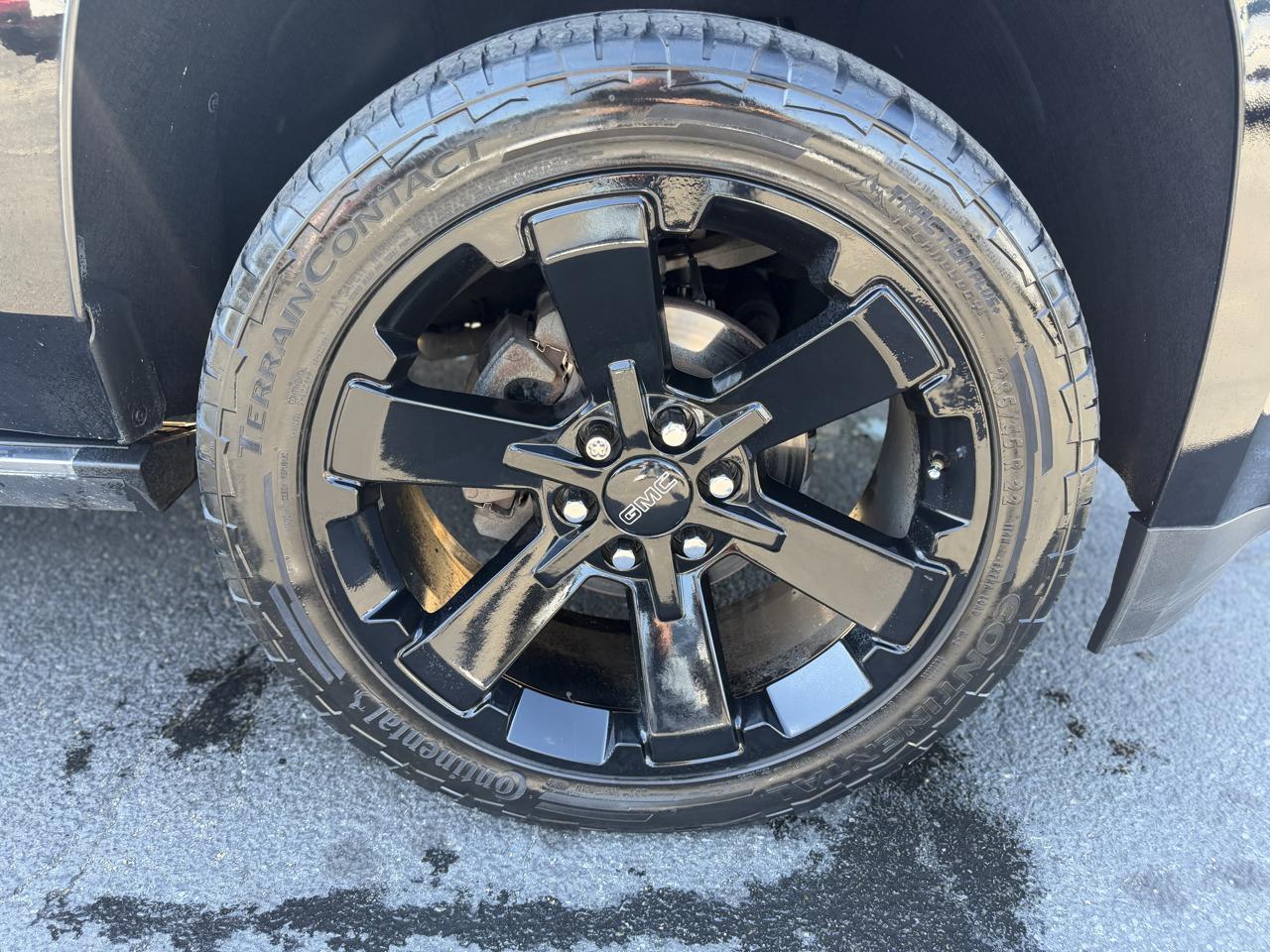 GMC Yukon Denali 4WD 2016