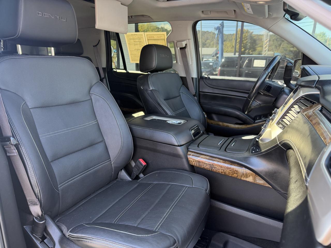 GMC Yukon Denali 4WD 2016