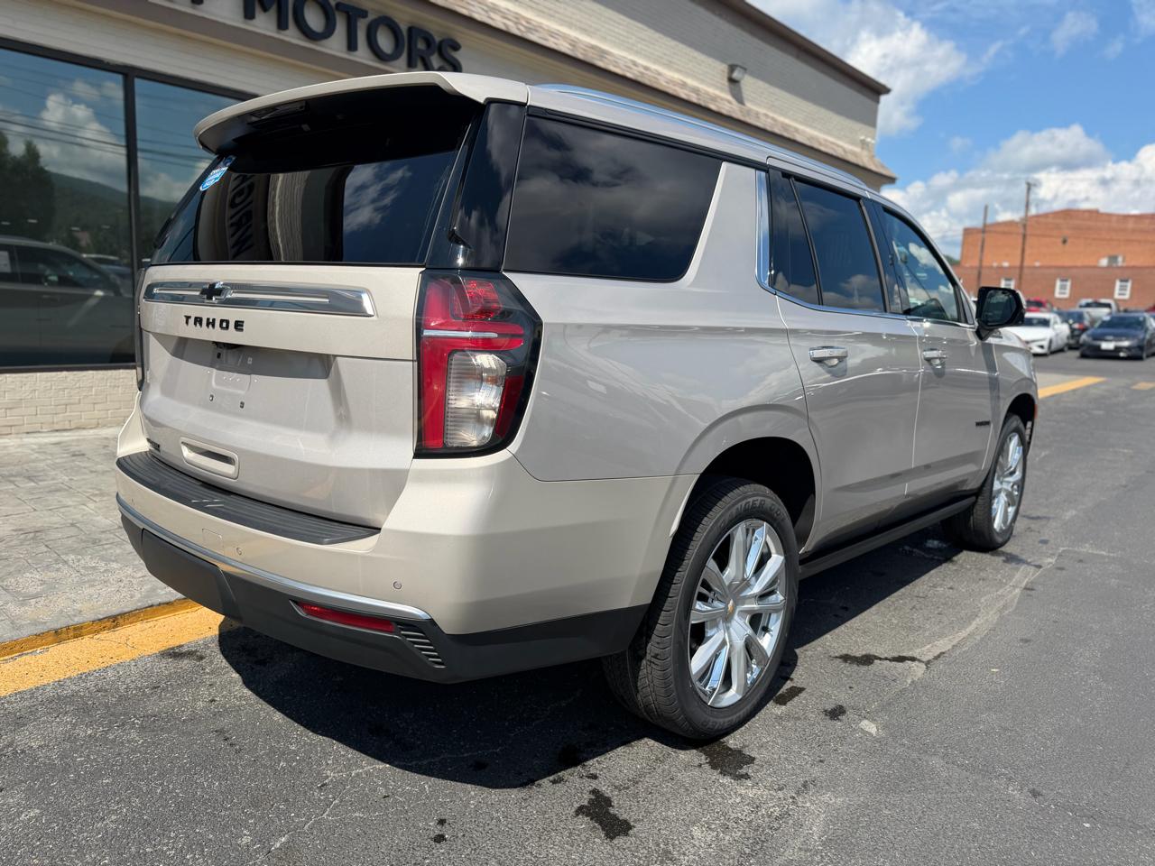 Chevrolet Tahoe High Country 4WD 2022