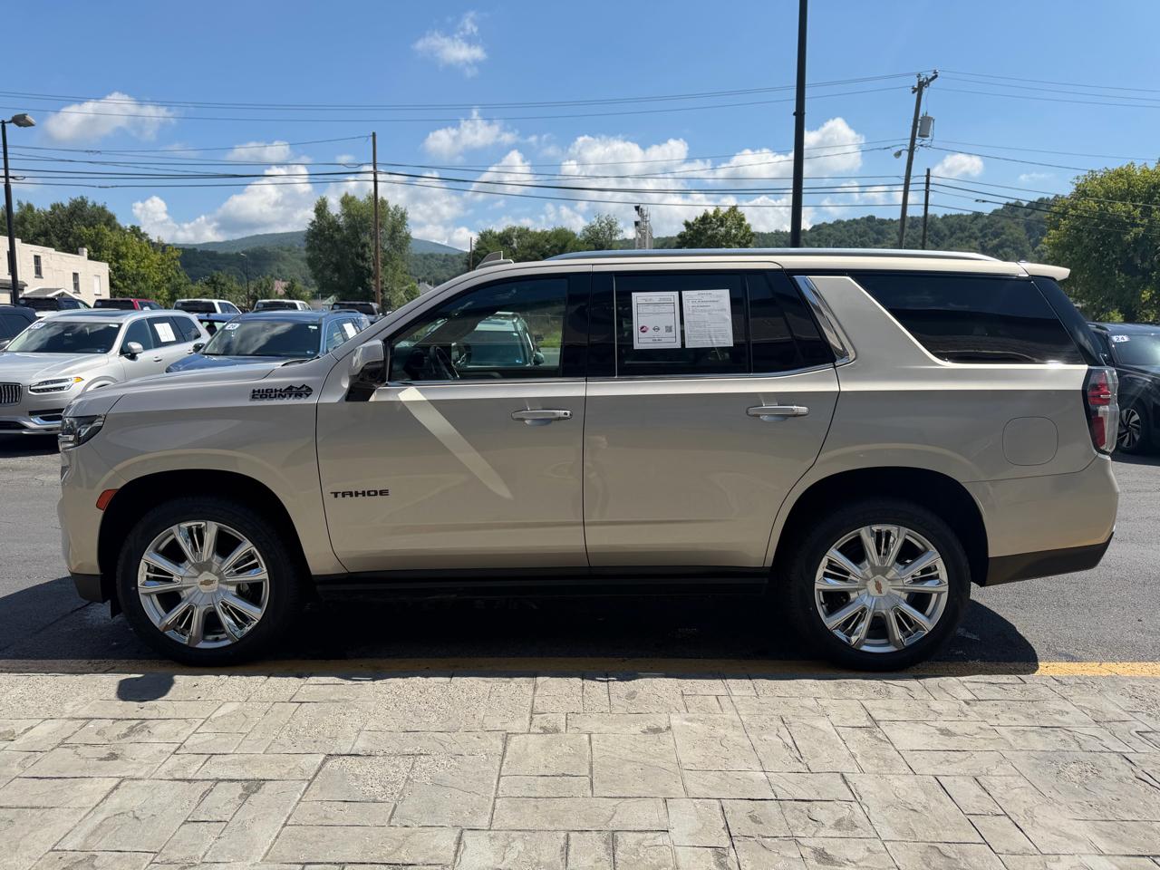 Chevrolet Tahoe High Country 4WD 2022