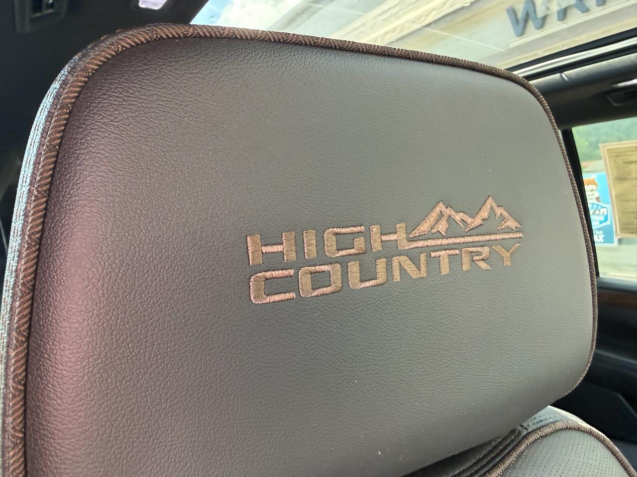 Chevrolet Tahoe High Country 4WD 2022