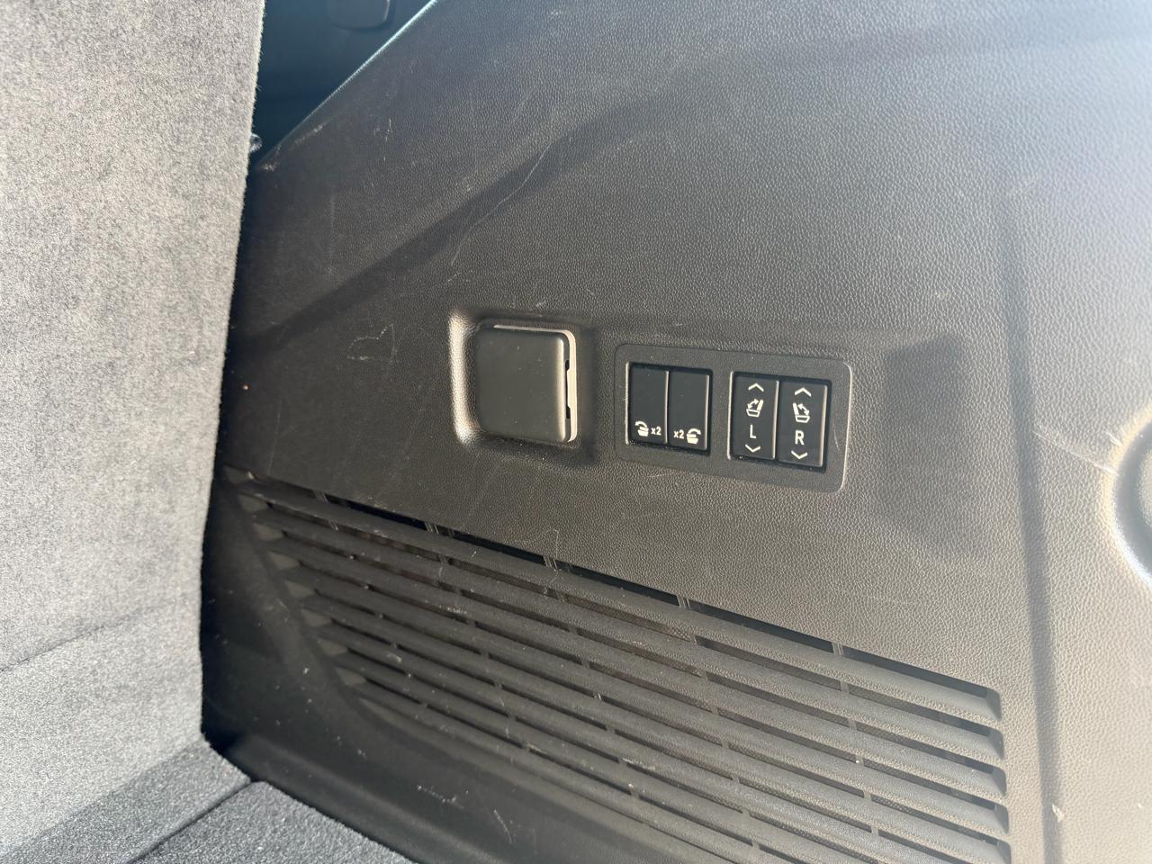 Chevrolet Tahoe High Country 4WD 2022
