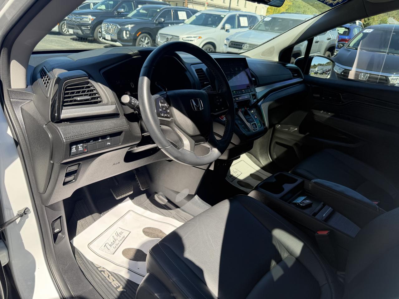 Honda Odyssey Touring Auto 2023