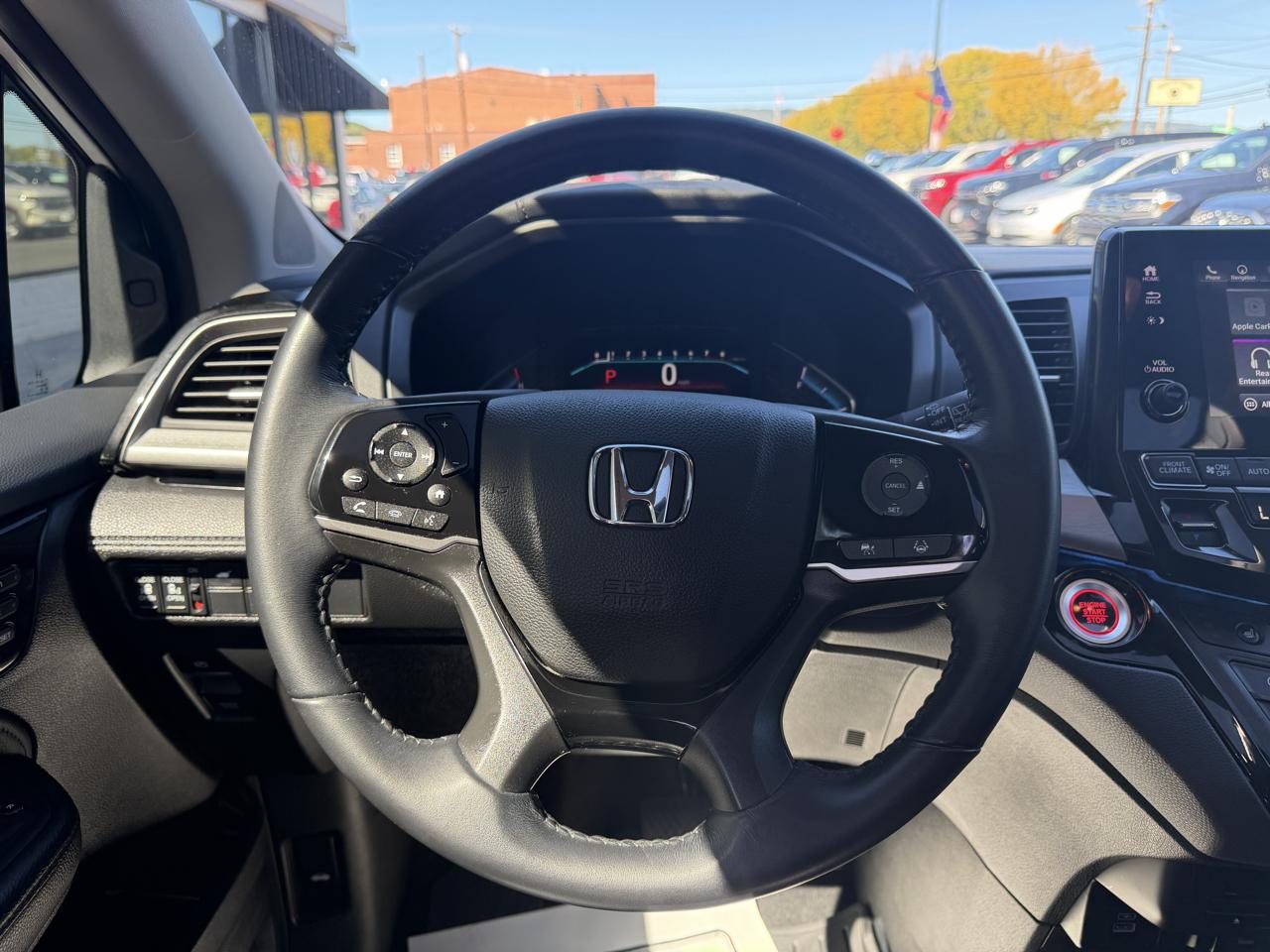 Honda Odyssey Touring Auto 2023