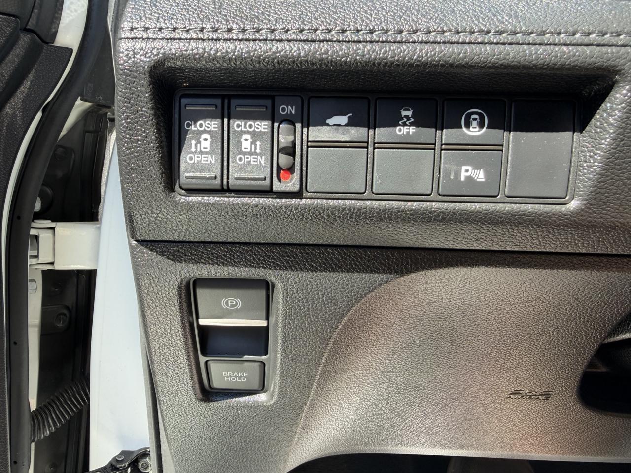 Honda Odyssey Touring Auto 2023
