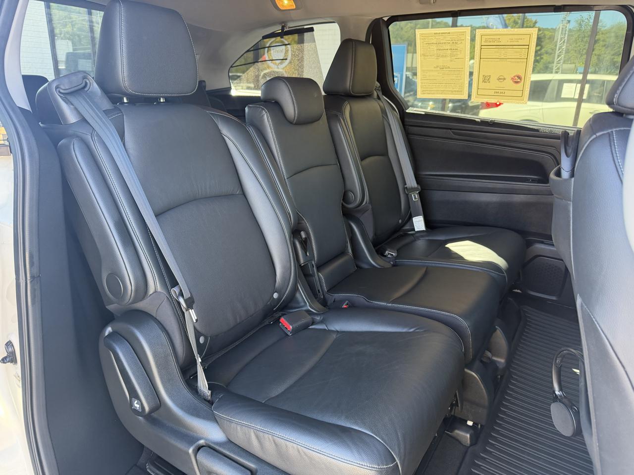Honda Odyssey Touring Auto 2023