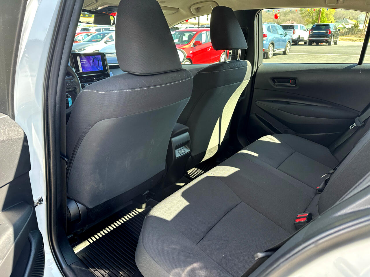 2023 Toyota Corolla Hybrid LE photo 12
