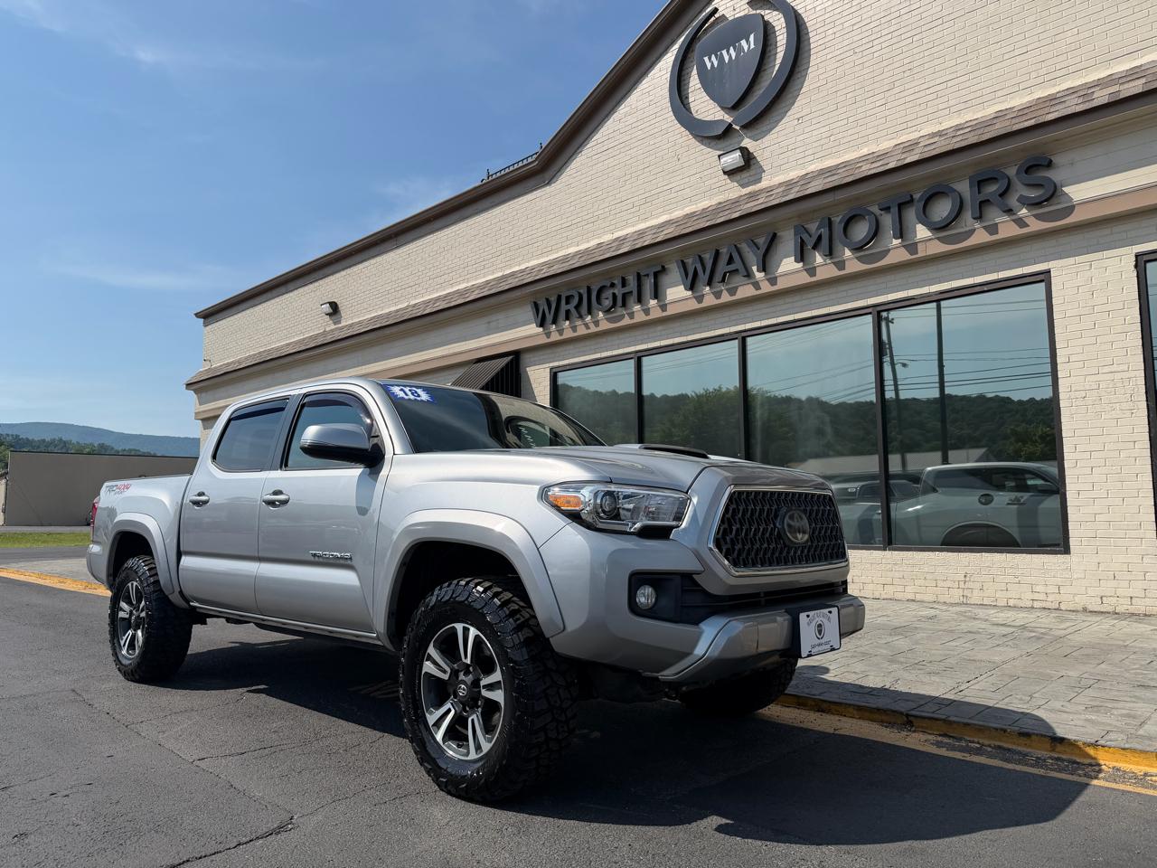 Toyota Tacoma  2018