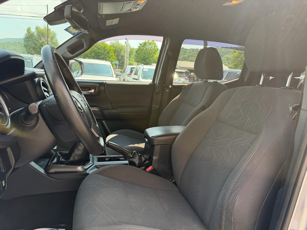 Toyota Tacoma  2018