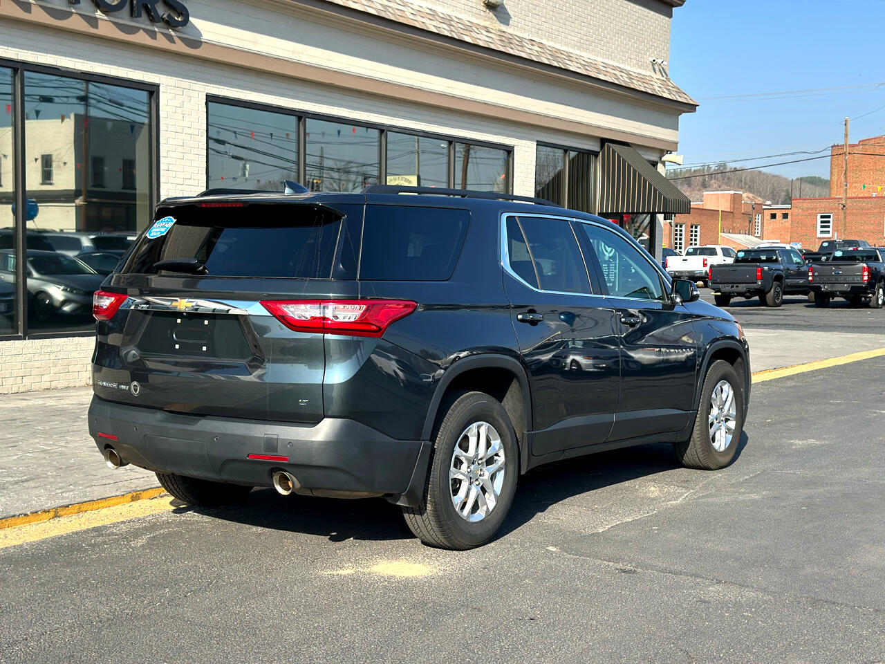 2021 Chevrolet Traverse Leather 3LT photo 3