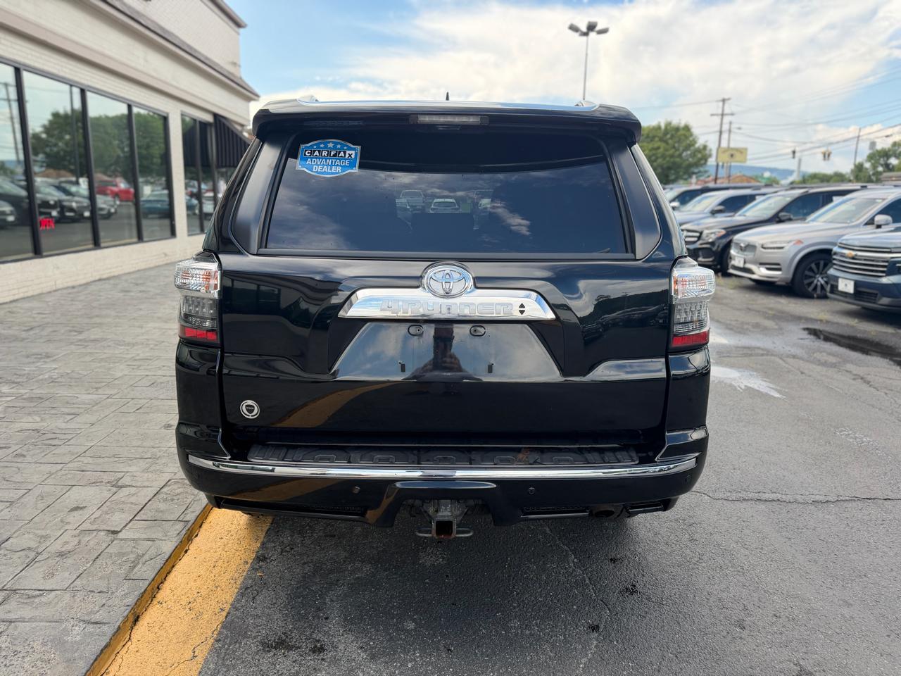 Toyota 4Runner Limited 4WD 2017