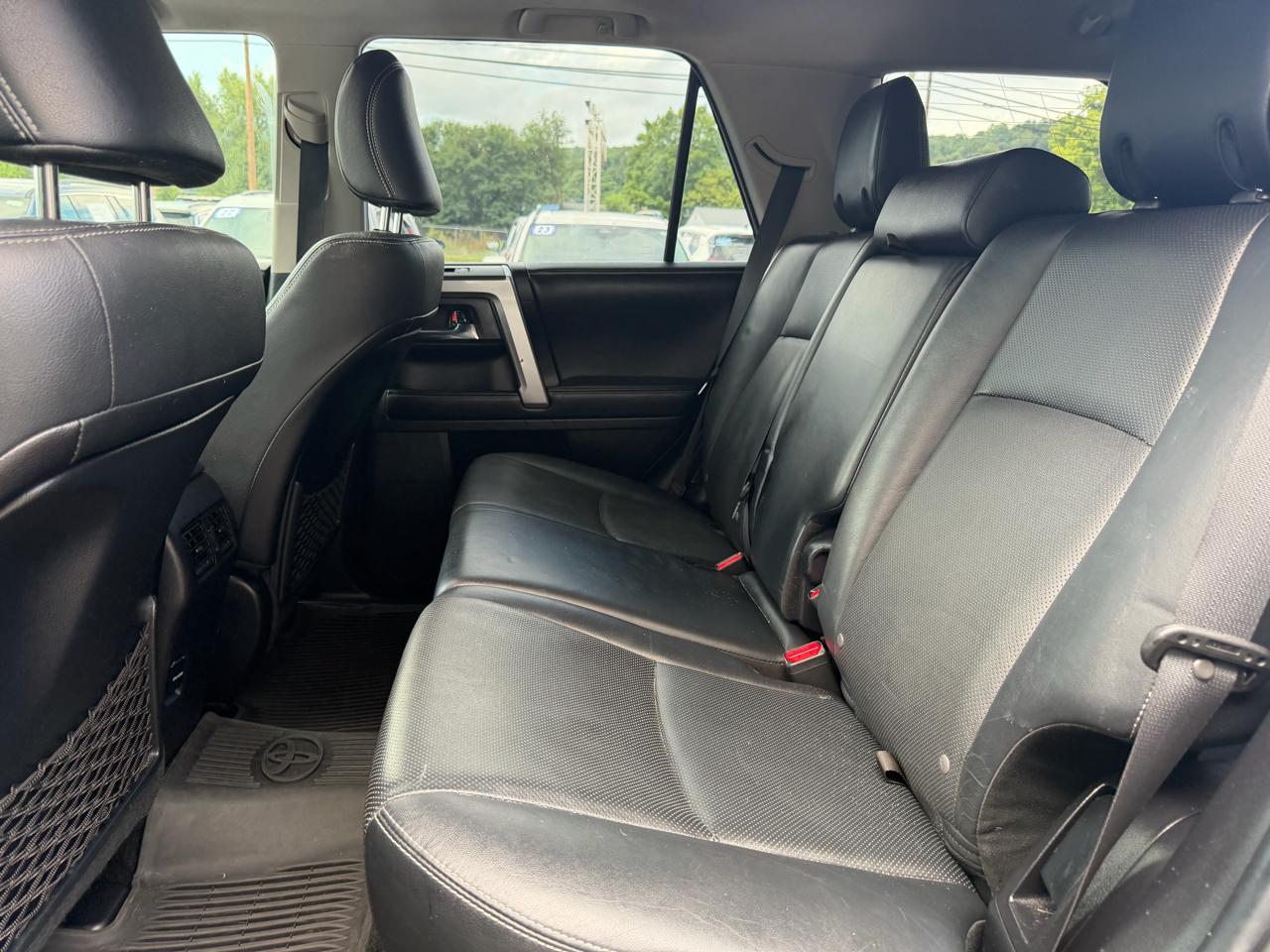 Toyota 4Runner Limited 4WD 2017