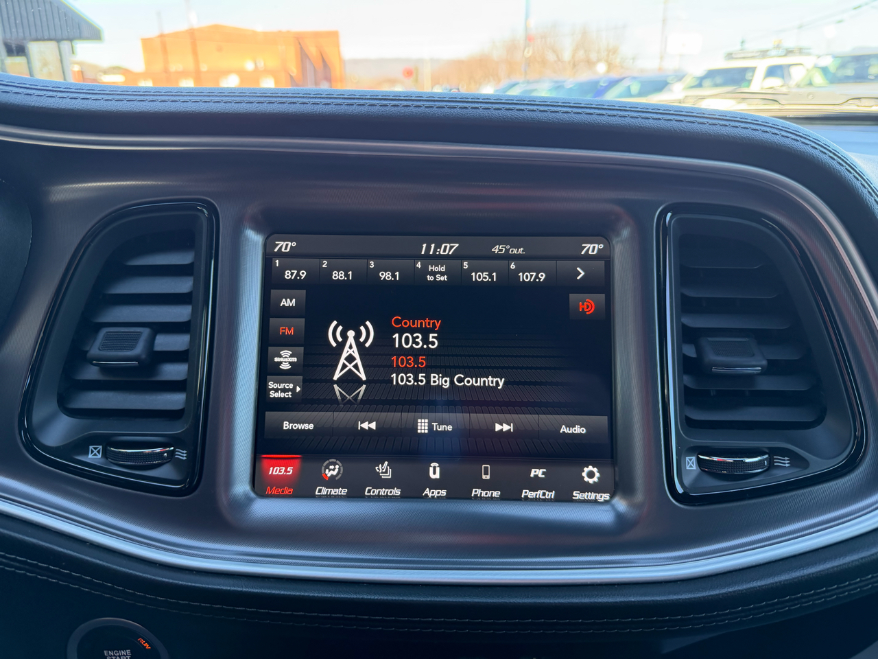 Dodge Challenger  2021