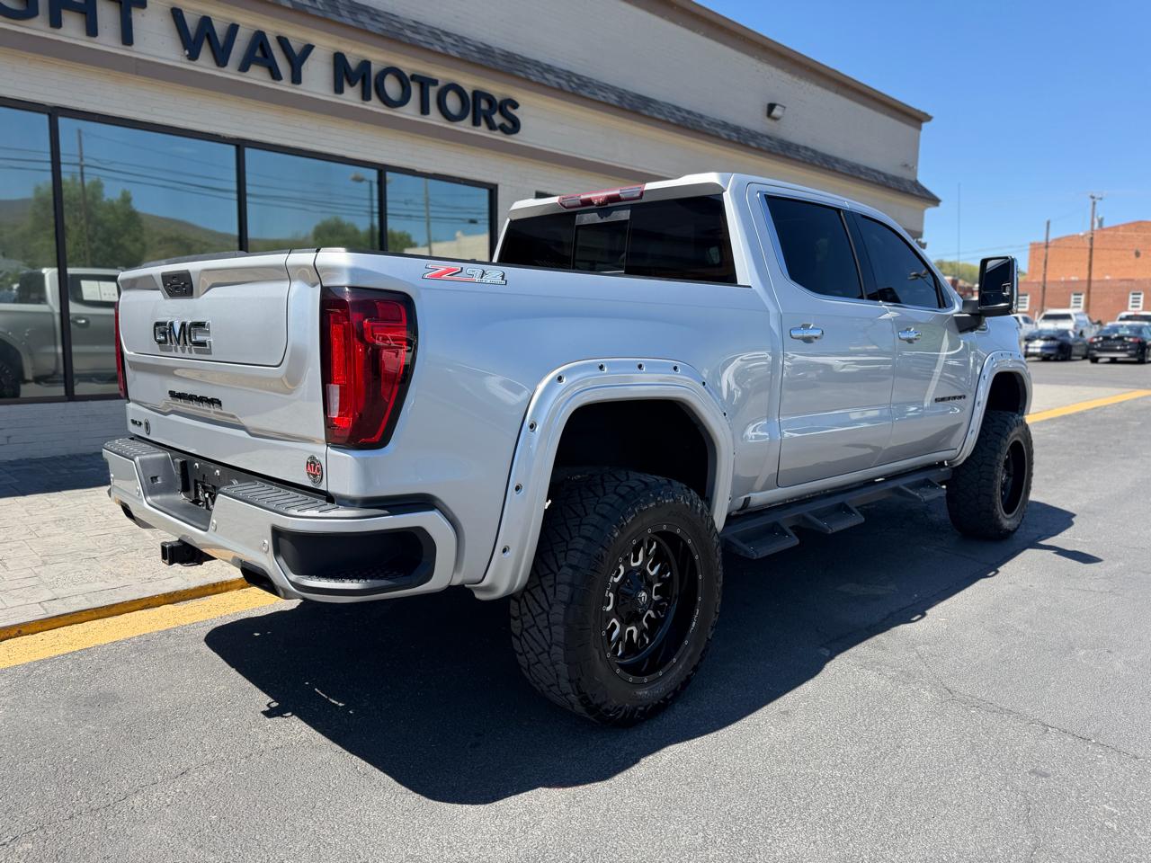 GMC Sierra 1500 4WD Crew Cab 147" SLT 2021