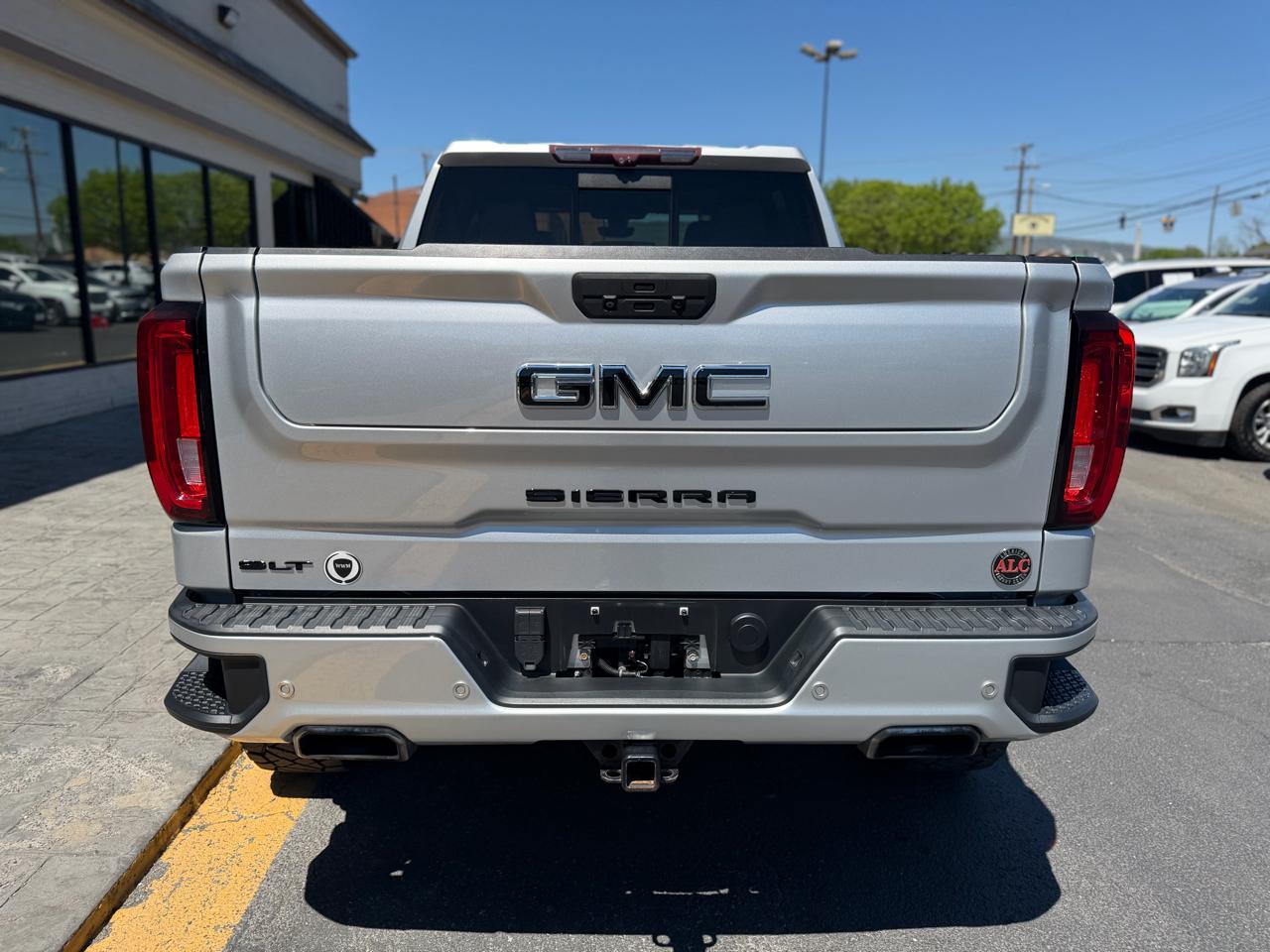 GMC Sierra 1500 4WD Crew Cab 147" SLT 2021