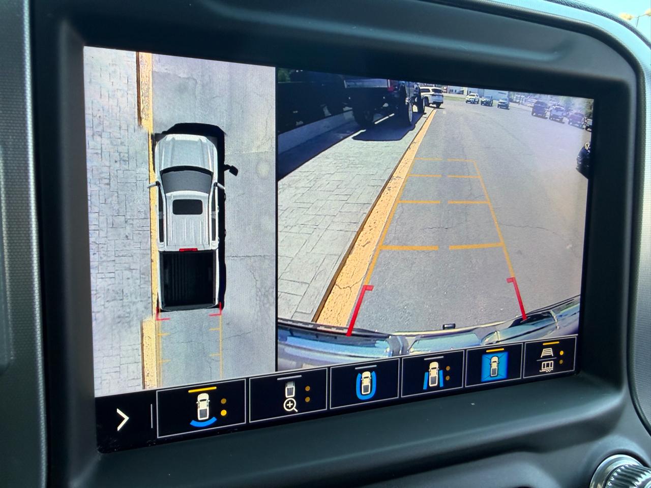 GMC Sierra 1500 4WD Crew Cab 147" SLT 2021