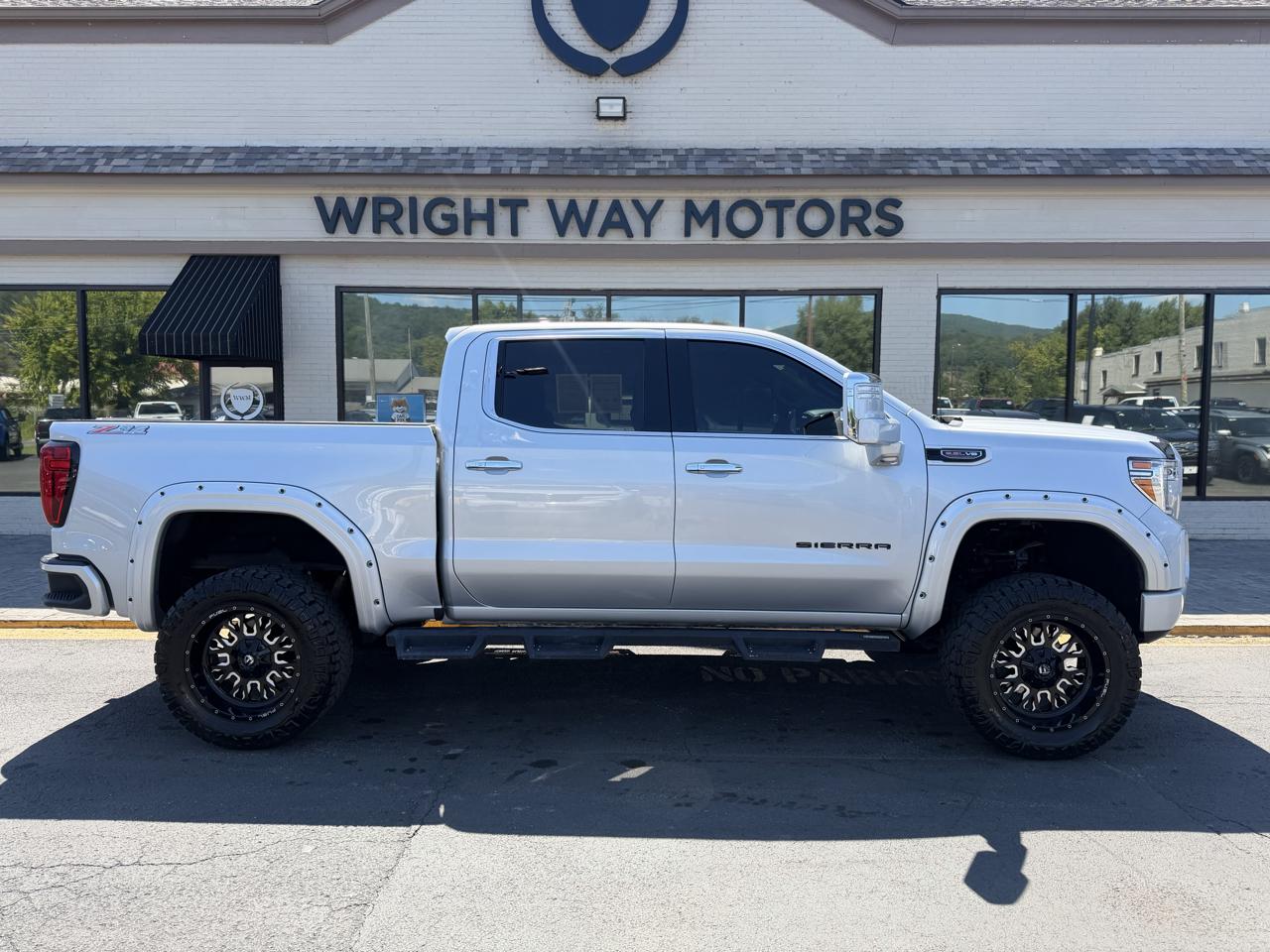GMC Sierra 1500 4WD Crew Cab 147" SLT 2021