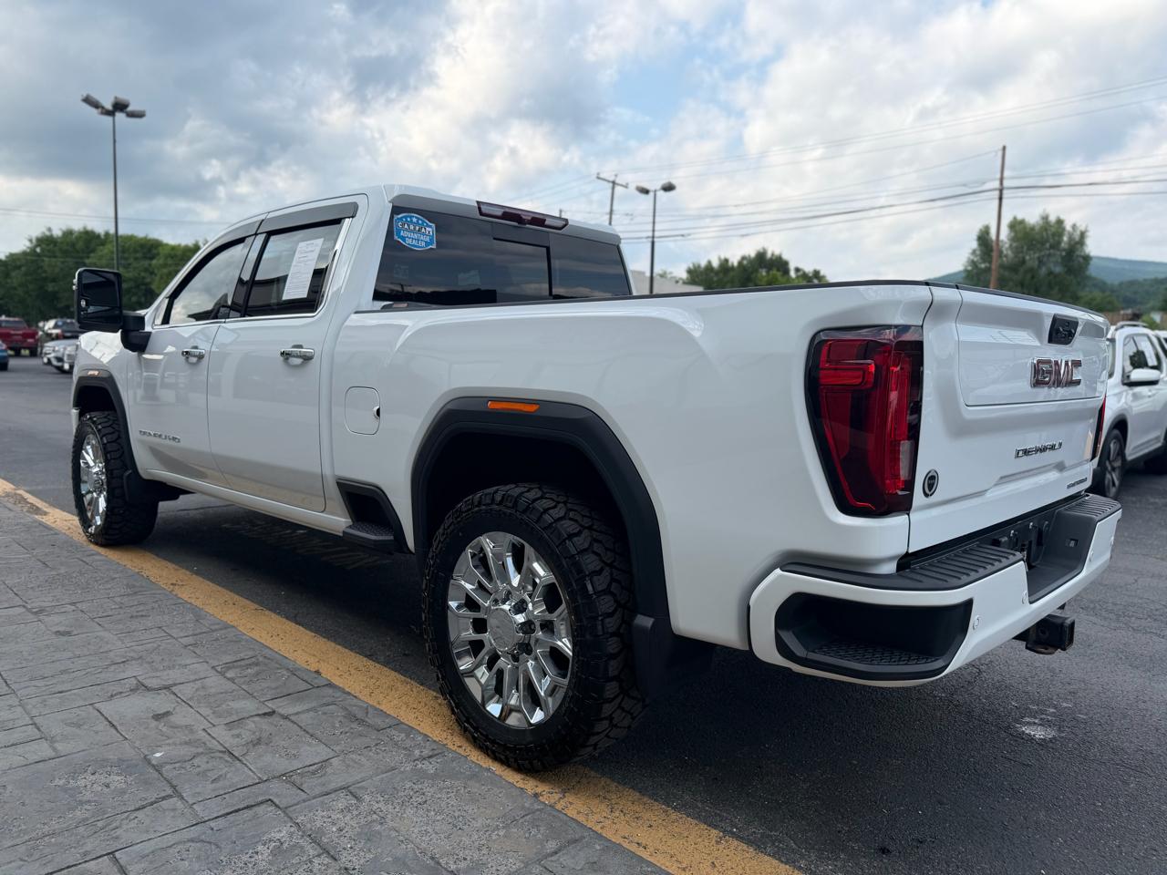 GMC Sierra 2500HD 4WD Crew Cab 159" Denali 2022