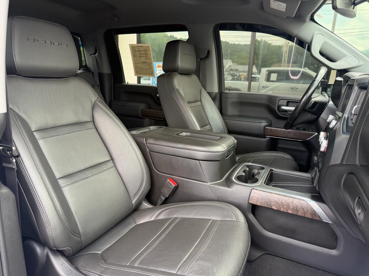 GMC Sierra 2500HD 4WD Crew Cab 159" Denali 2022