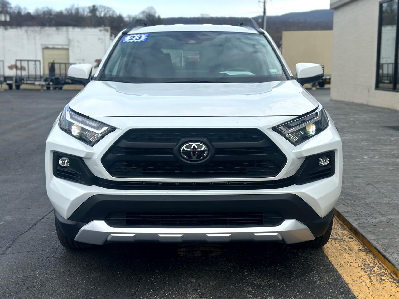 2023 Toyota RAV4 Adventure photo 4