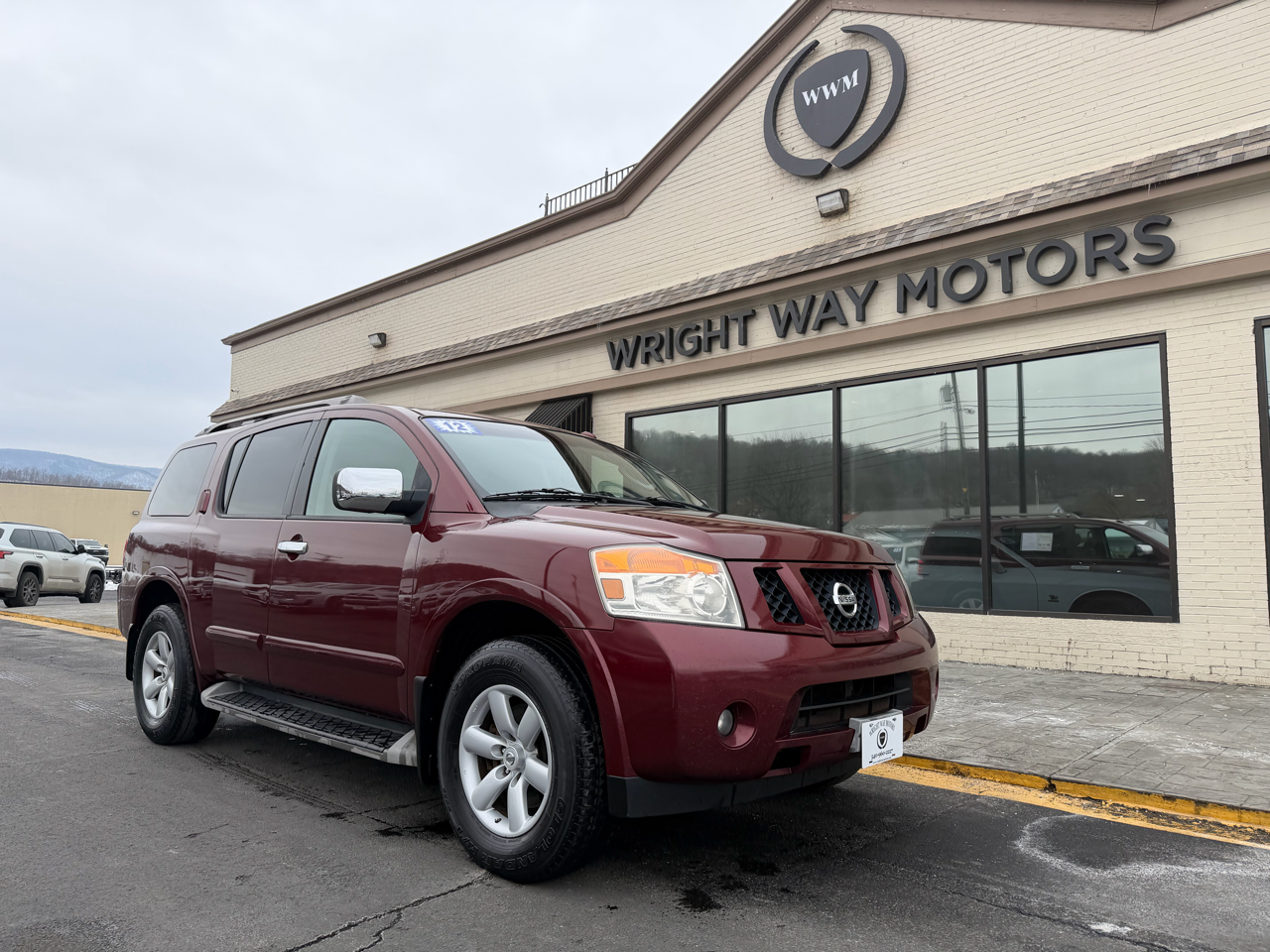Nissan Armada 4WD 4dr SV 2012