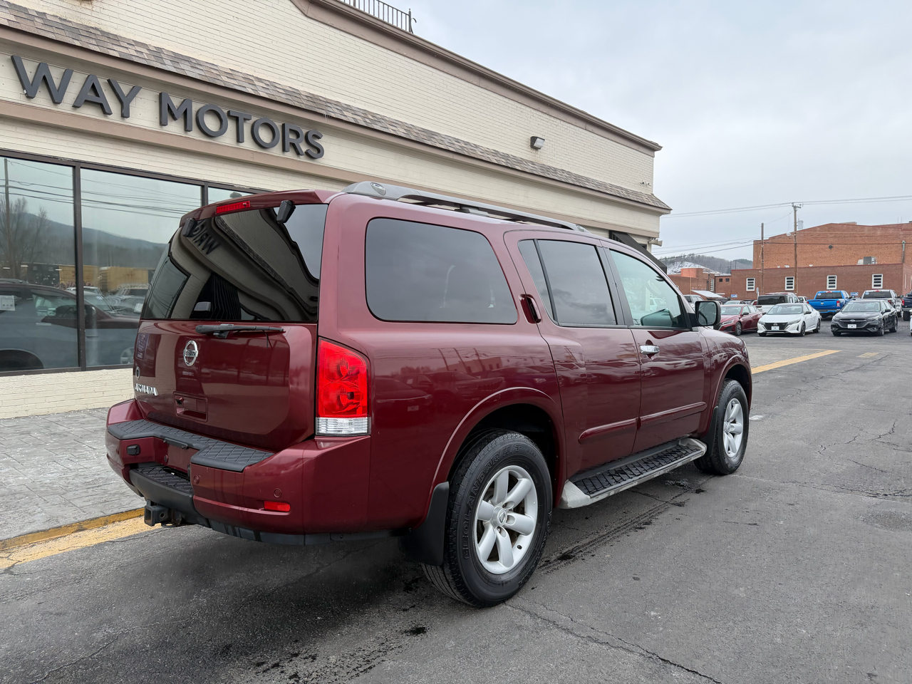 Nissan Armada 4WD 4dr SV 2012