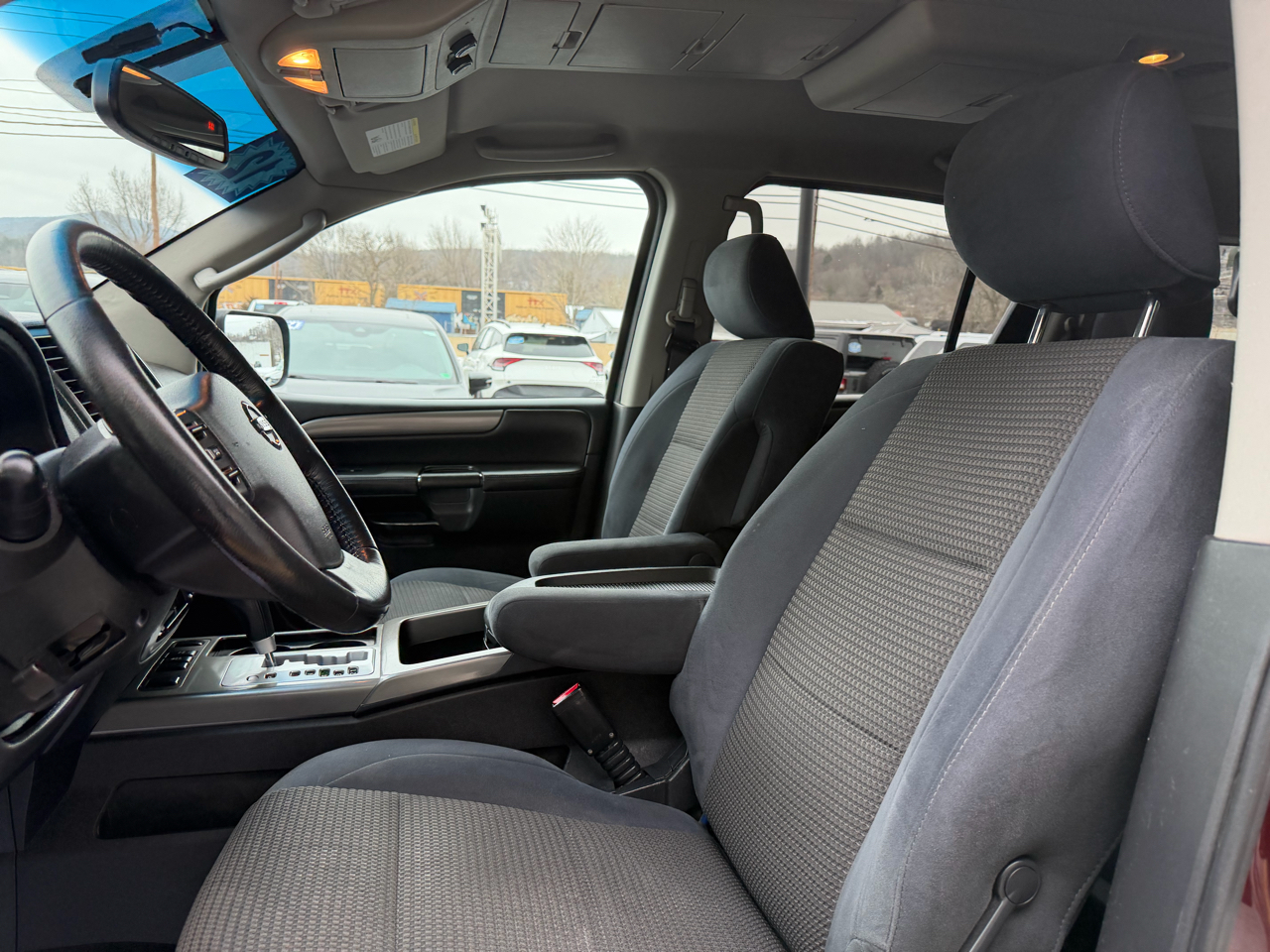 Nissan Armada 4WD 4dr SV 2012