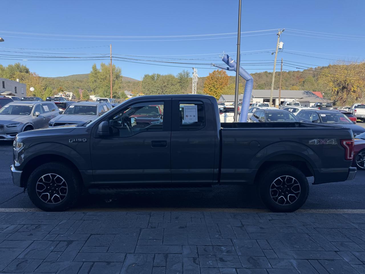 Ford F-150 4WD SuperCab 145" XL 2016