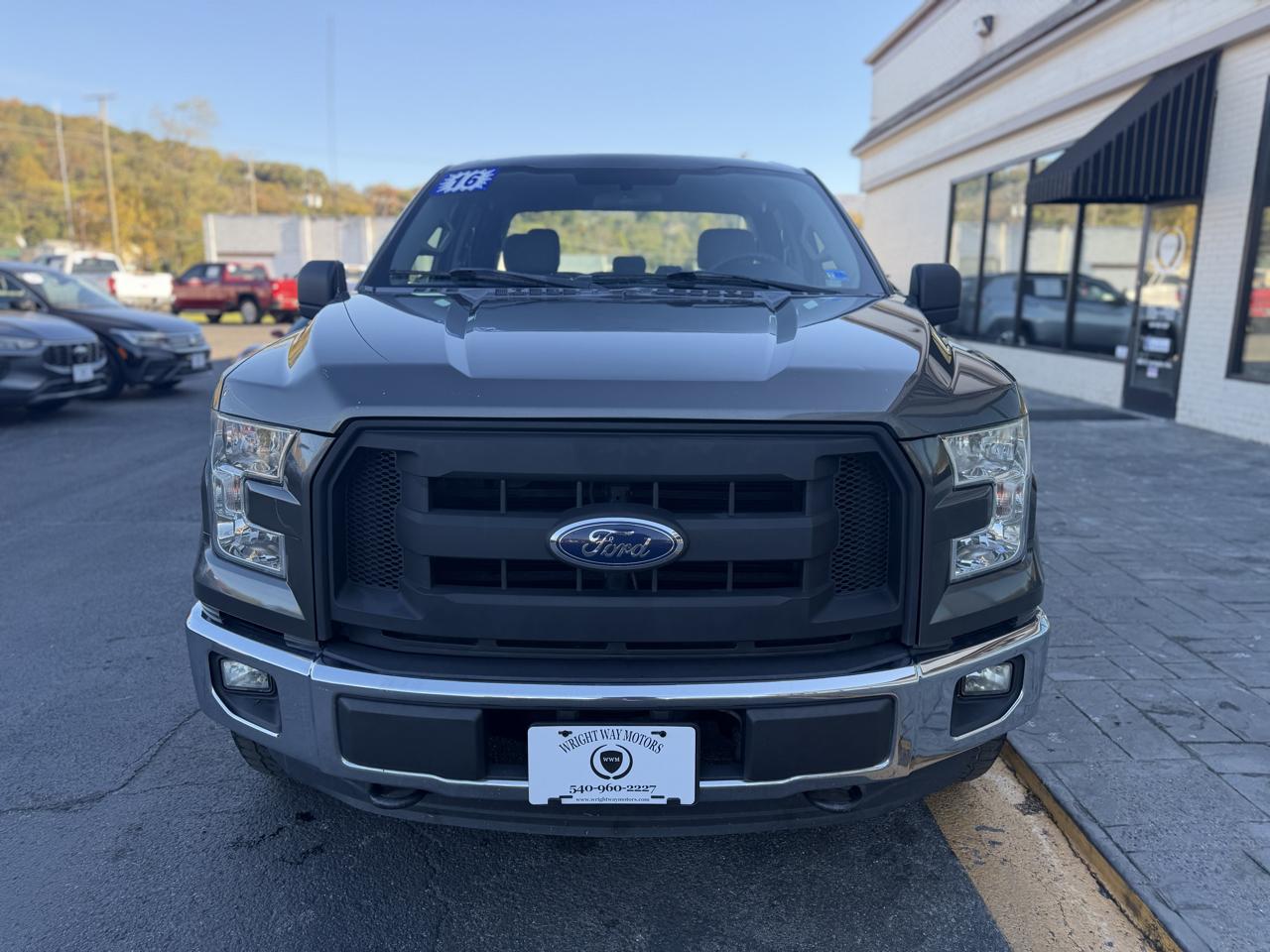 Ford F-150 4WD SuperCab 145" XL 2016